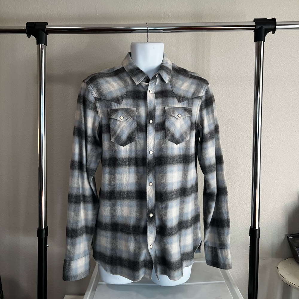 Men’s Plaid Soft Button Down Shirt Size Small